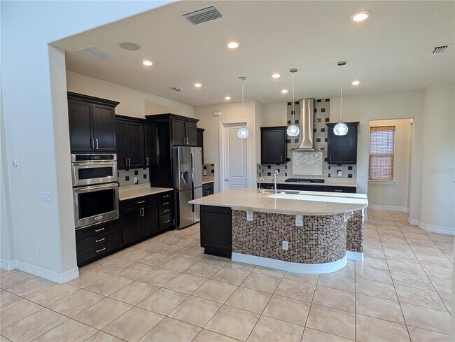 Building Photo - 1381 Patterson Ter