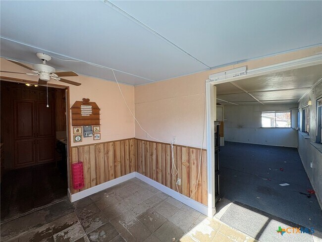 Building Photo - 1313 Elia St