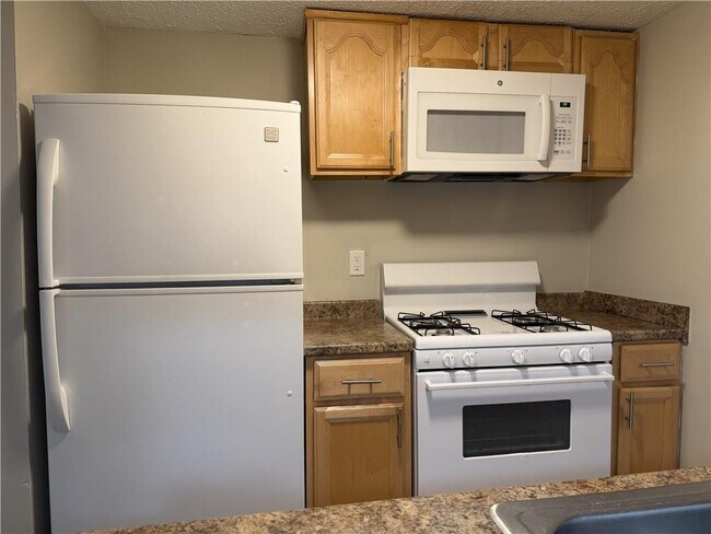 Building Photo - 28 Country Pl Ct