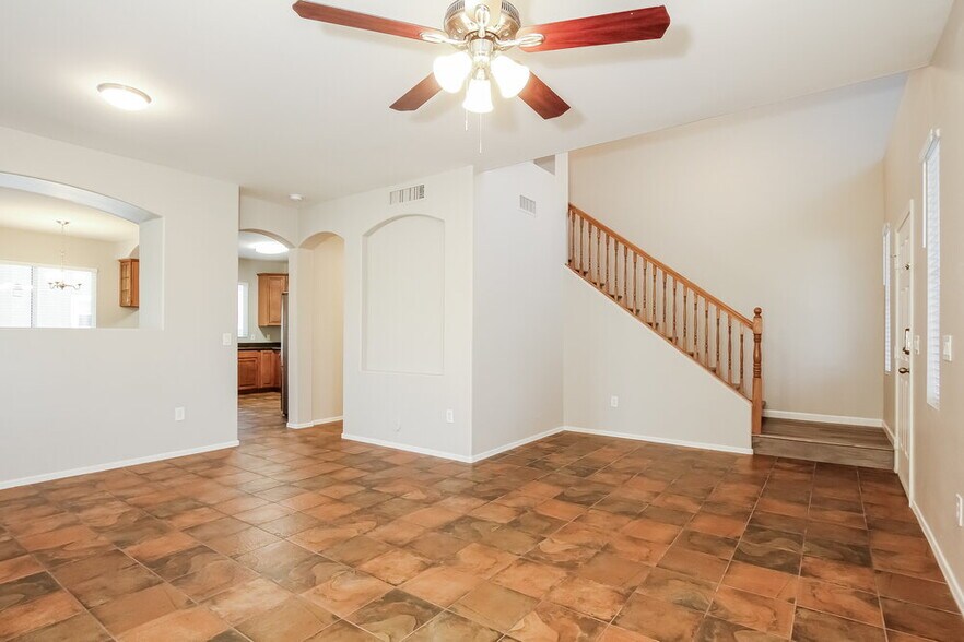 Building Photo - 34929 N 30th Dr