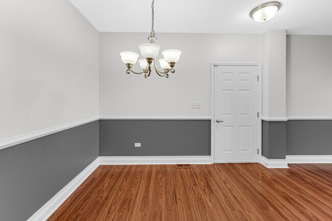 Building Photo - 10201 Camden Ln
