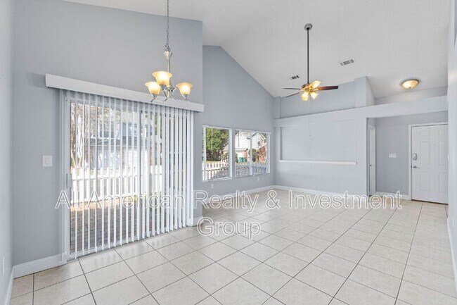 Building Photo - 110 Parkwood Dr