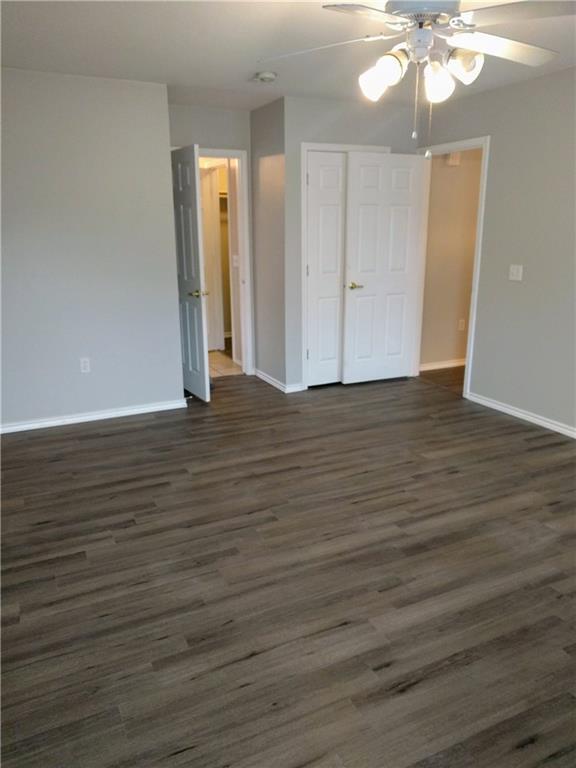 Building Photo - 1121 Terry Dr