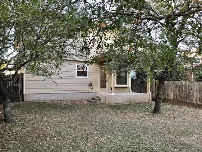 Building Photo - 13609 Pine Warbler Dr