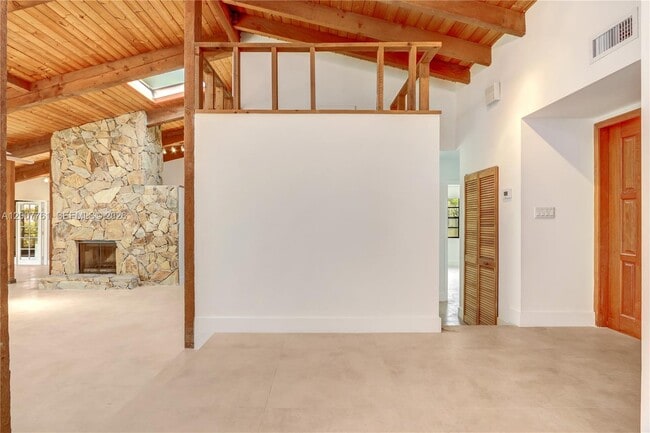 Building Photo - 9103 SW 78th Pl