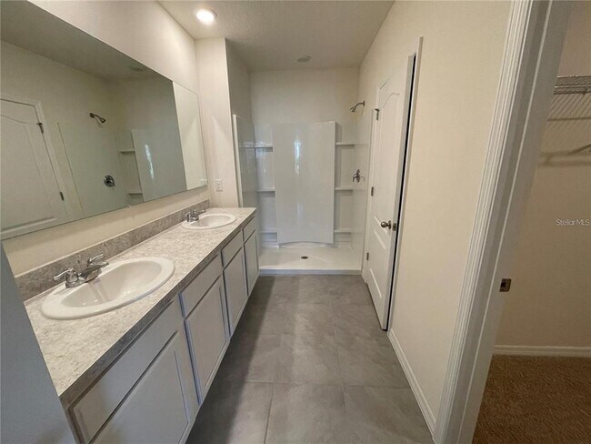 Building Photo - 3457 Forster Ave