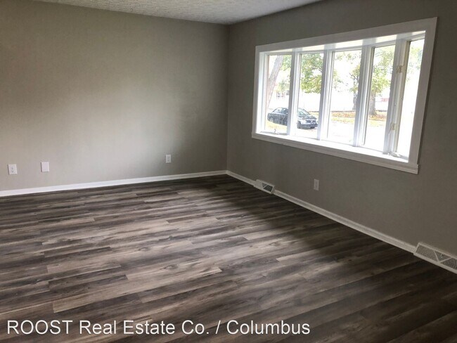 Building Photo - 3 br, 1.5 bath House - 4993 Beatrice Drive