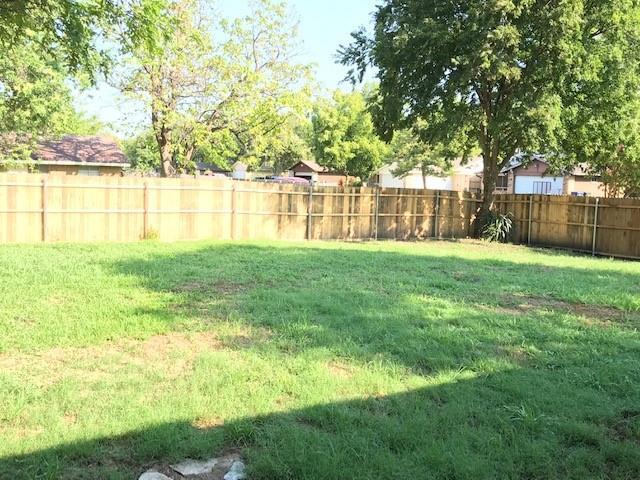 Building Photo - 501 Oxford Park