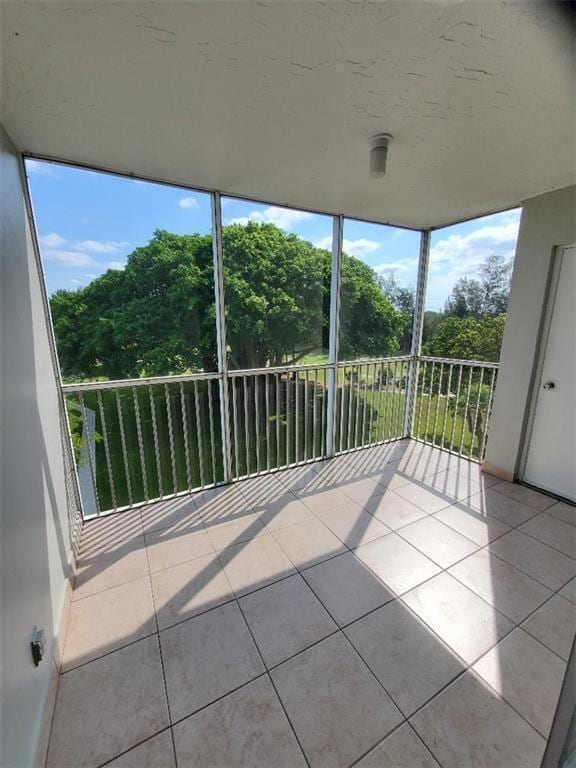 Building Photo - 3000 S Course Dr