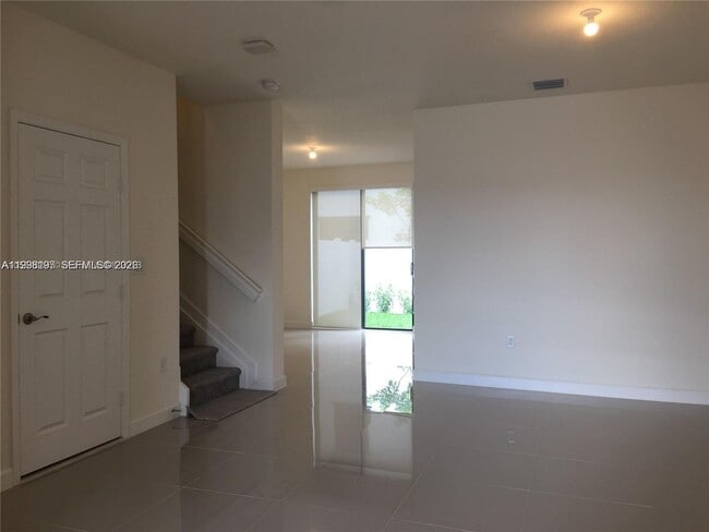 Building Photo - 10323 W 34th Ln