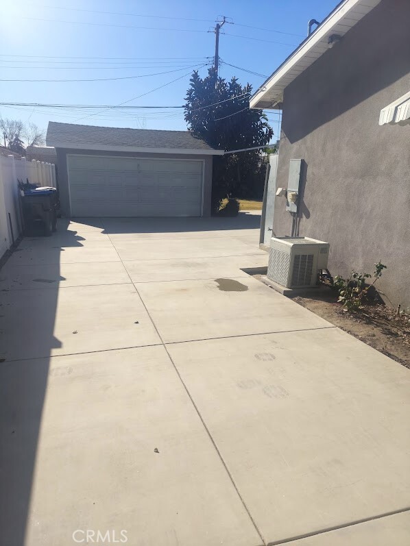 Building Photo - 5023 Washington Ave