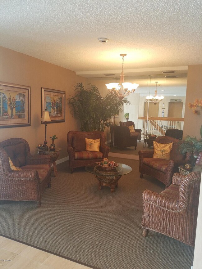 Building Photo - 1415 Ocean Shore Blvd