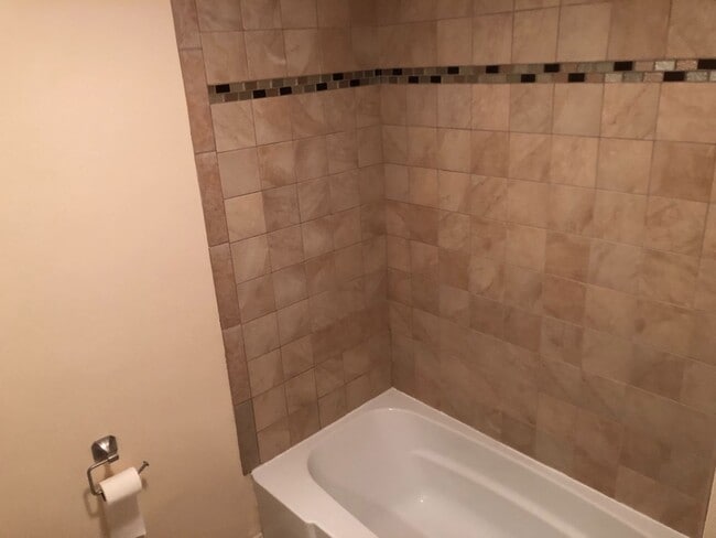 Building Photo - *COMING SOON* Beautiful, Spacious Townhome...