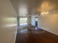 Building Photo - 3200 S Litzler Dr