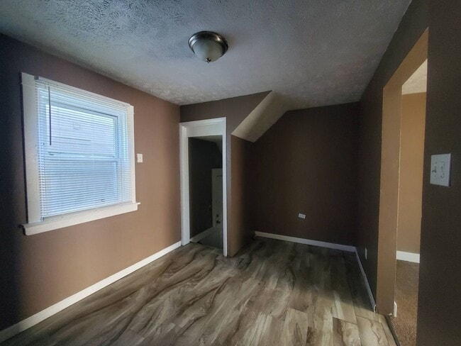 Building Photo - 7919 Force Ave