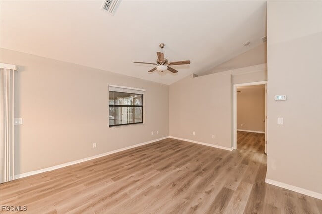 Building Photo - 3767 Acorn St
