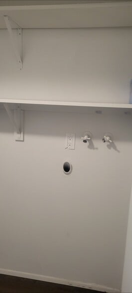 Washer dryer area - 1215 S 43rd Ave