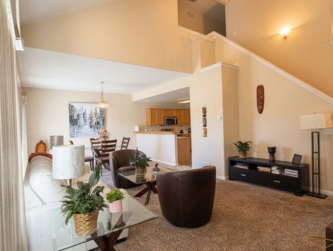 Building Photo - Lakeside 3 Bed/2.5 Bath Townhome in Gateway Community! Quiet, Scenic Living in The Heart Of Denver!