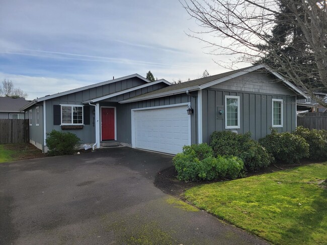 Primary Photo - 2105 S Bertelsen Rd