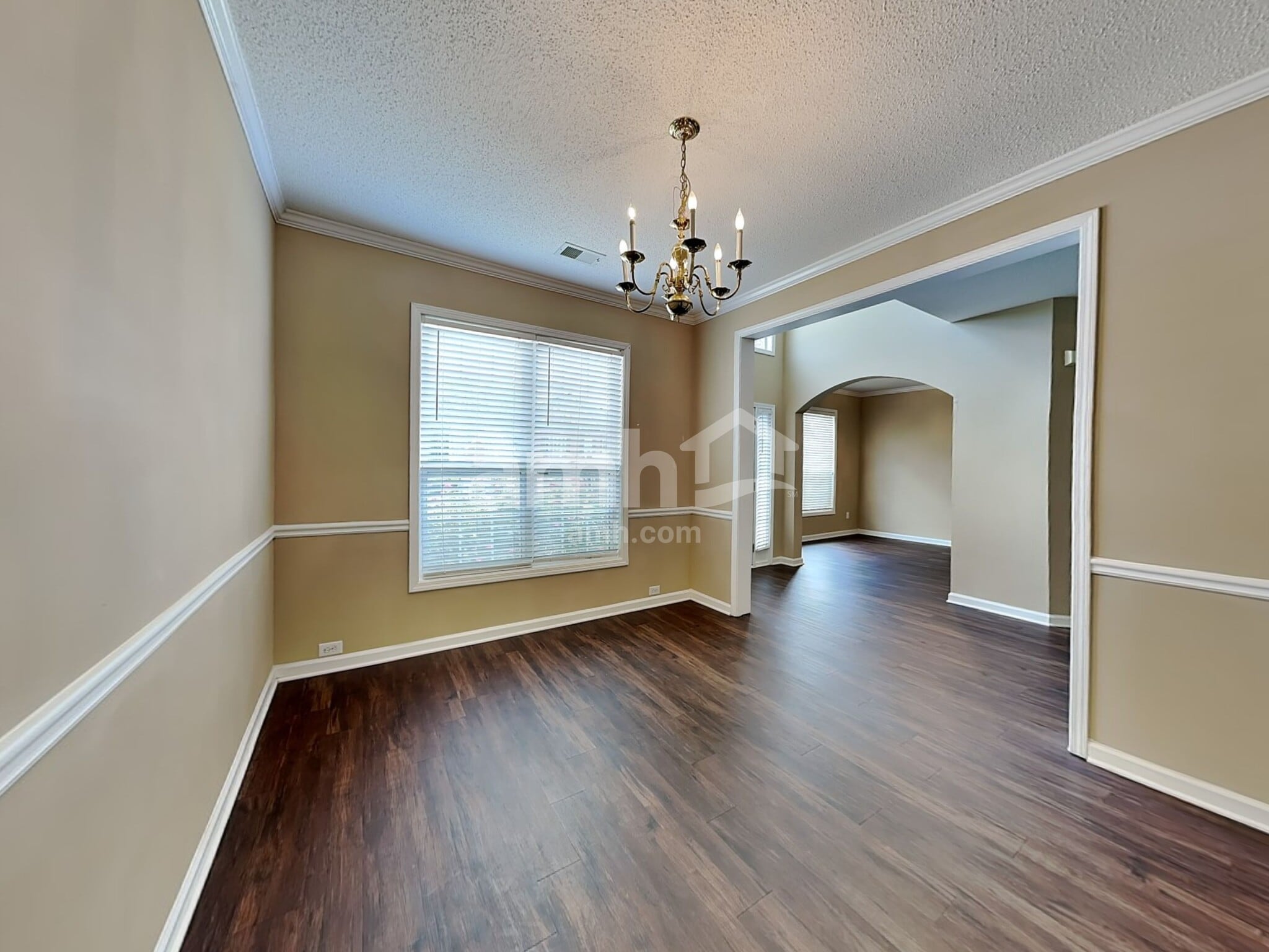 Building Photo - 812 Andora Way SW