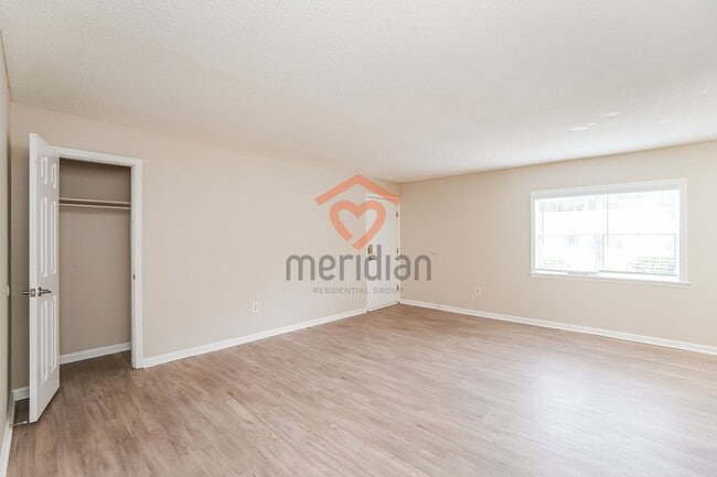 Building Photo - 2 bed / 1 bath ~ Ladson, SC