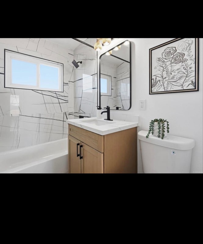 Building Photo - 702 Oaklawn Ave