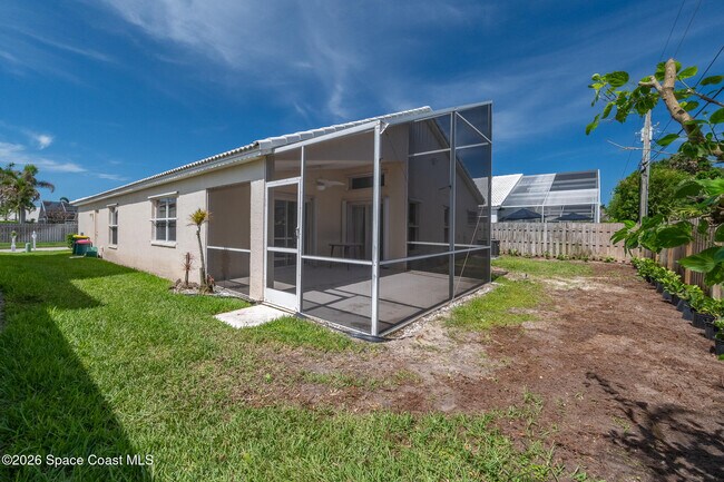Building Photo - 330 Las Olas Dr