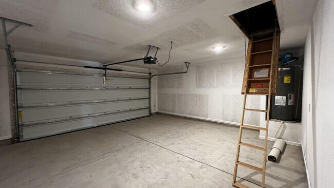 Building Photo - 11186 Elemis Dr