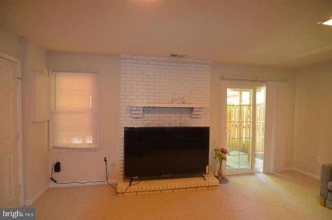 Building Photo - 2039 Gallows Tree Ct