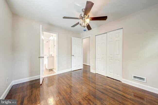 Building Photo - 4144 Addison Rd