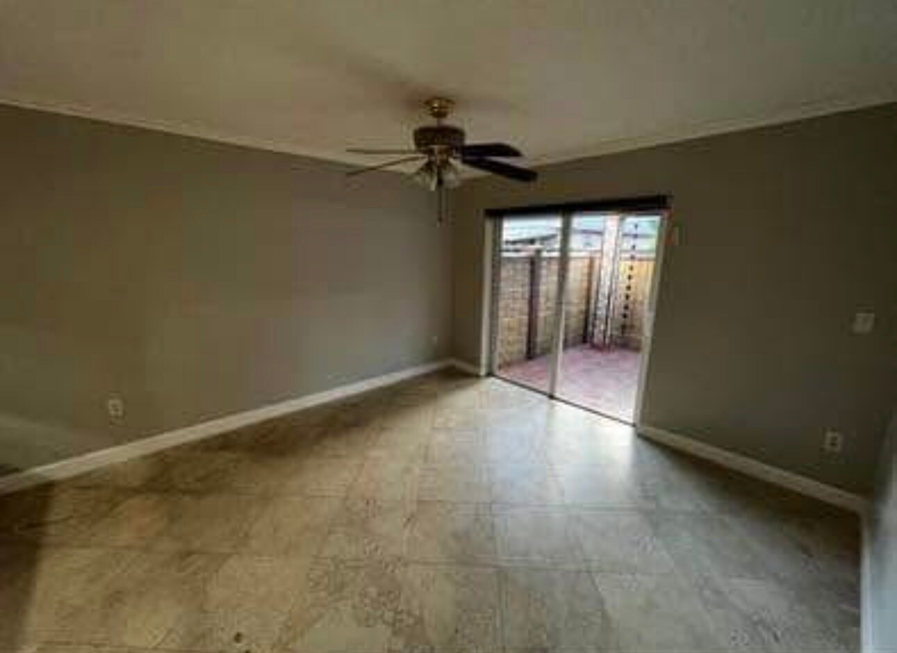 Building Photo - 18110 SW 139th Ct