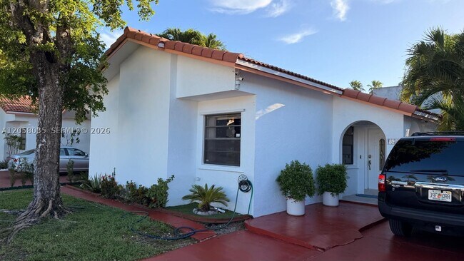Building Photo - 15363 SW 77th Ln
