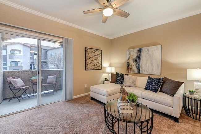 Building Photo - 10001 Woodcreek Oaks Blvd