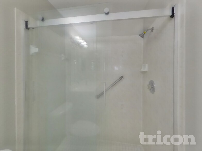 Building Photo - 4369 Montano Ave