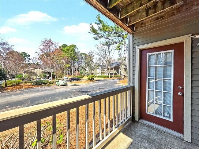 Building Photo - 1702 Country Park Dr