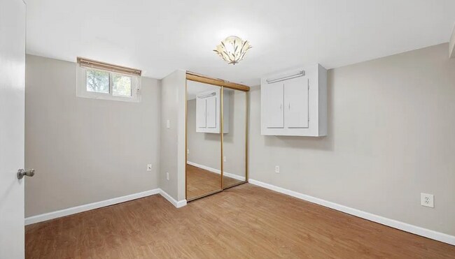 Building Photo - 353 St Sebastian Ln