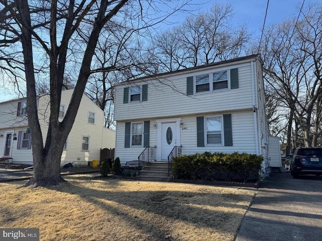 Primary Photo - 8743 Orchard Ave