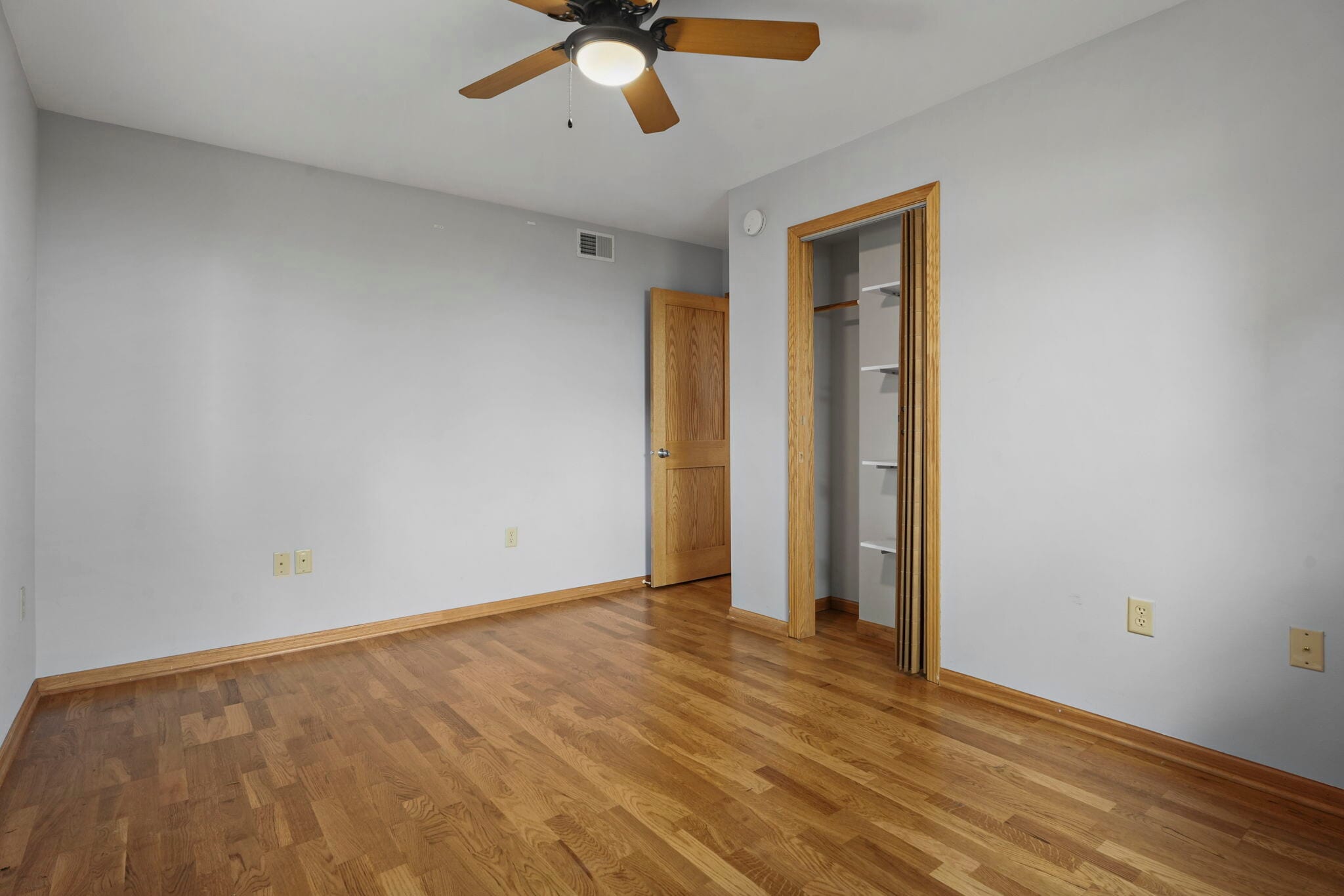 1st floor rear bedroom - 3633 Gregory St