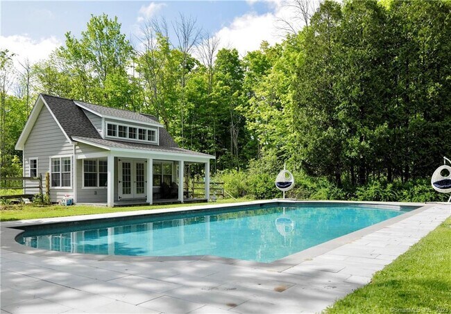 Building Photo - 90 Sharon Mountain Rd