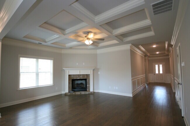 Building Photo - 7921 Gabriela Dr NW