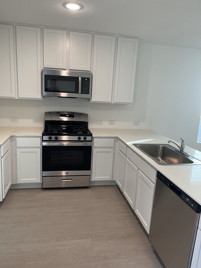 Building Photo - 2863 Red Diamond