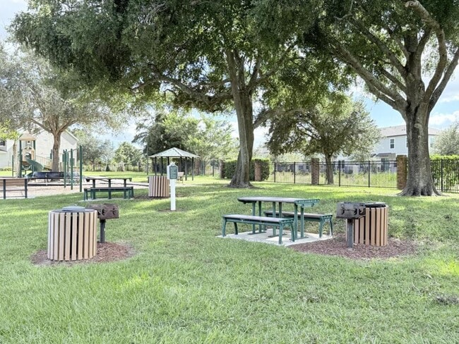 Building Photo - 1888 Compass Flower Way