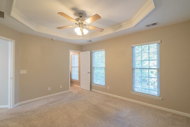 Building Photo - Gorgeous Townhome in the Heart of Fort Mill’s Baxter Village!