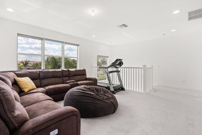 Building Photo - 13185 Mount Columbia Terrace