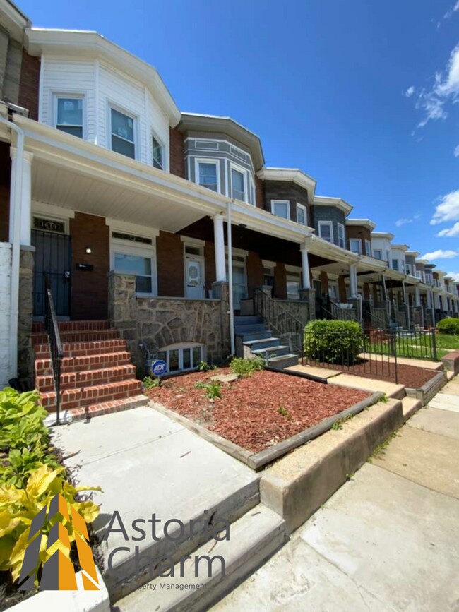 Building Photo - 3 Bedroom 1.5 Bath Baltimore Home with Finished Basement and Fenced Yard