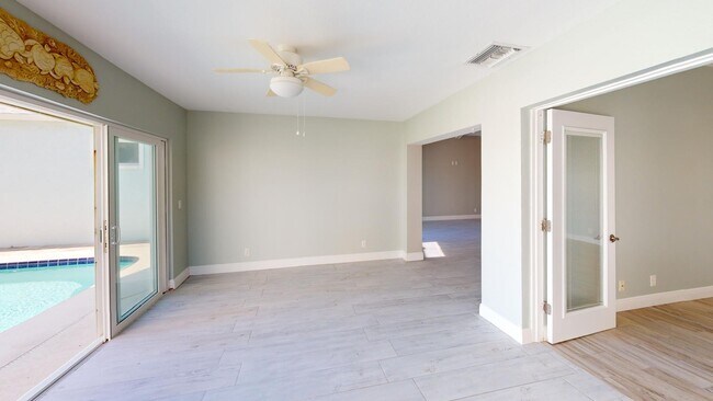 Building Photo - 959 N Hwy A1A