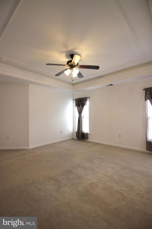 Building Photo - 9577 5th Pl