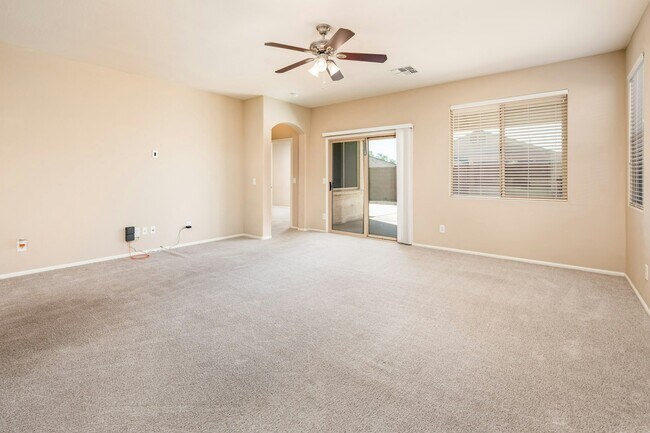 Building Photo - 17525 W Larkspur Dr
