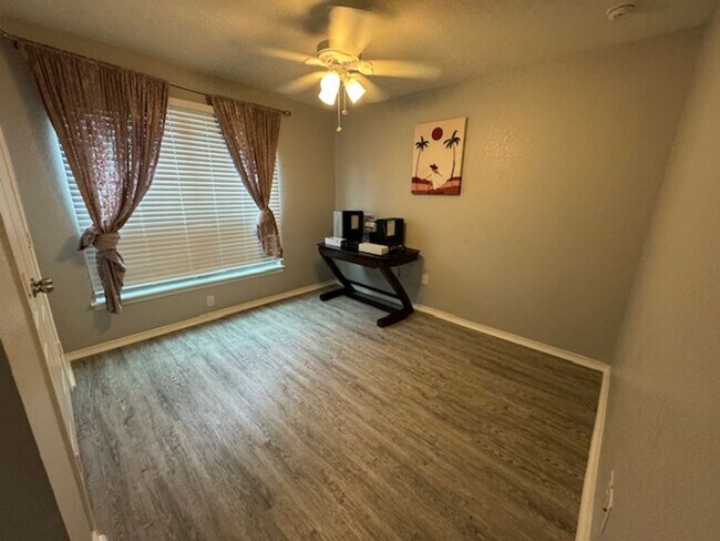 Building Photo - Coming soon... Move in May 8th, 2026