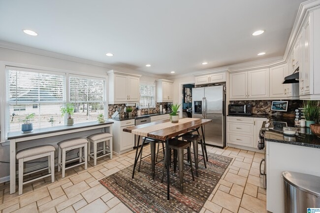 Building Photo - 2871 Wisteria Dr